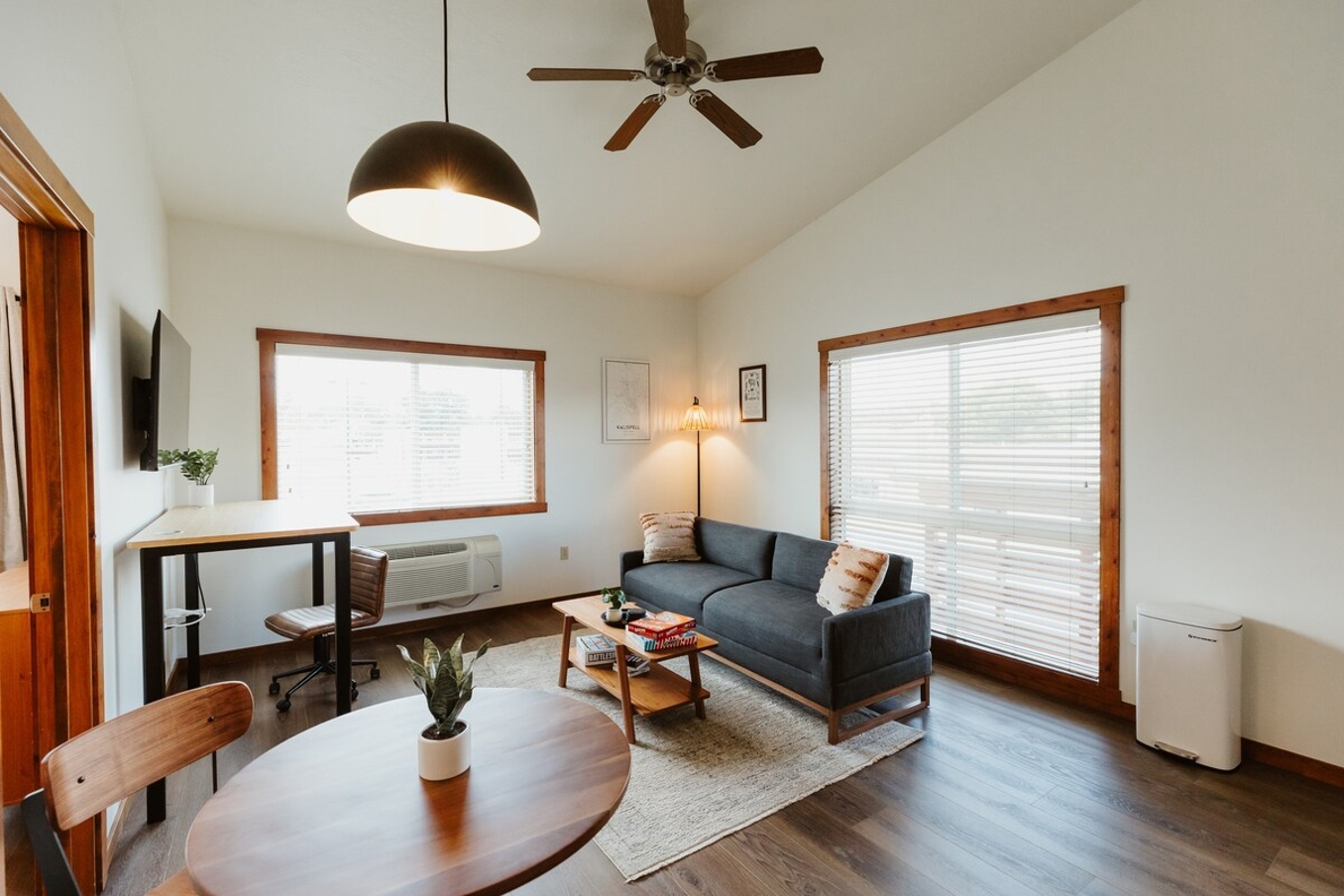 Mt. Merritt Suite (201) photo 2
