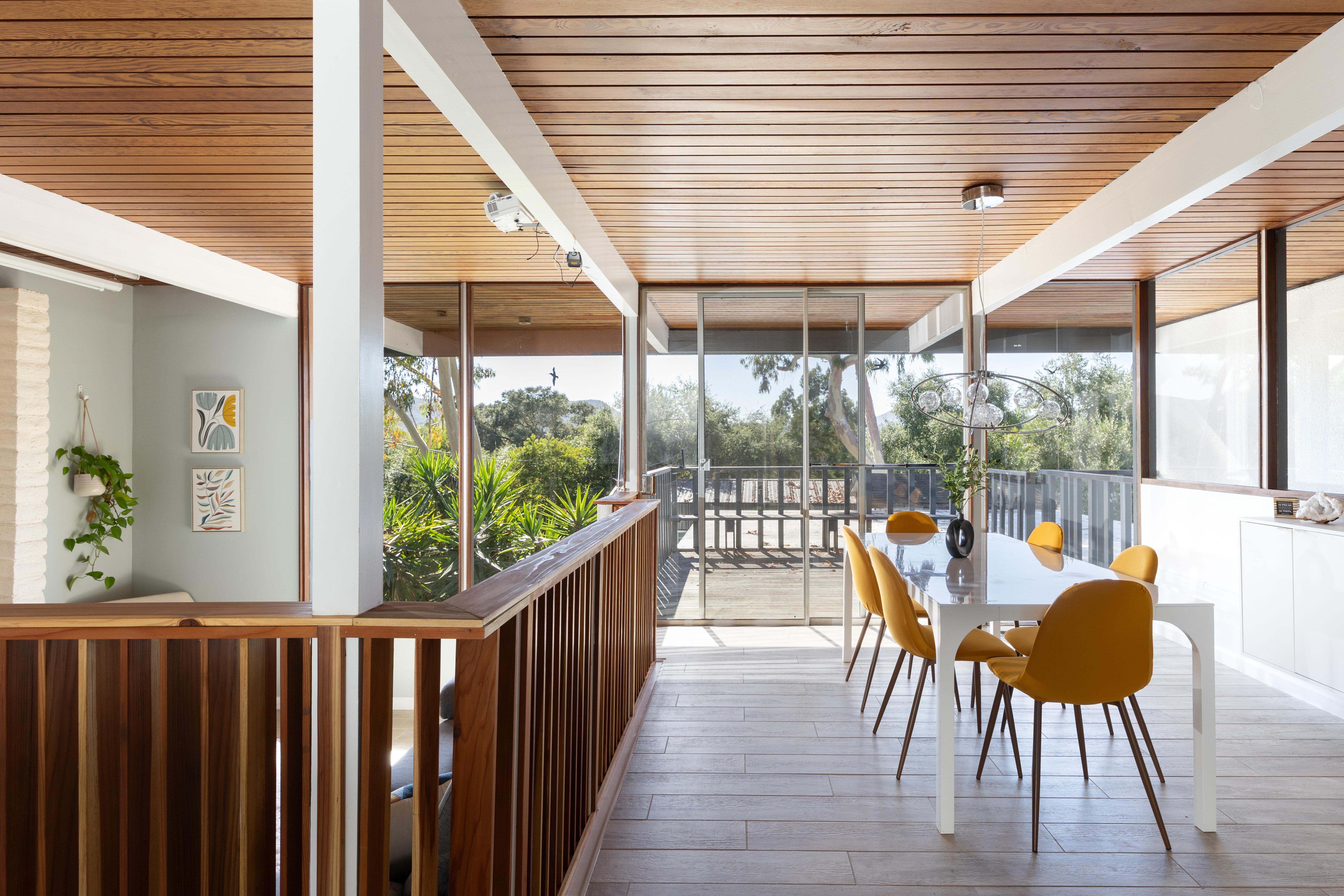 Mid-Century Masterpiece with Pool , Spa & Tesla photo 4