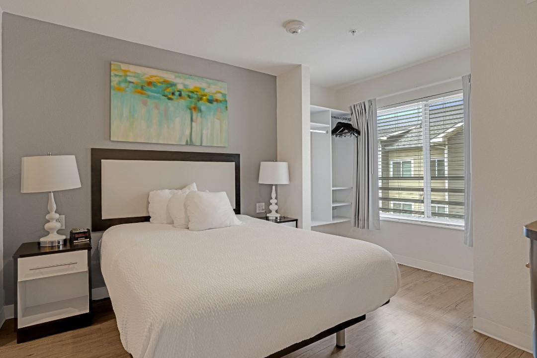 1 Bedroom · Signature layout