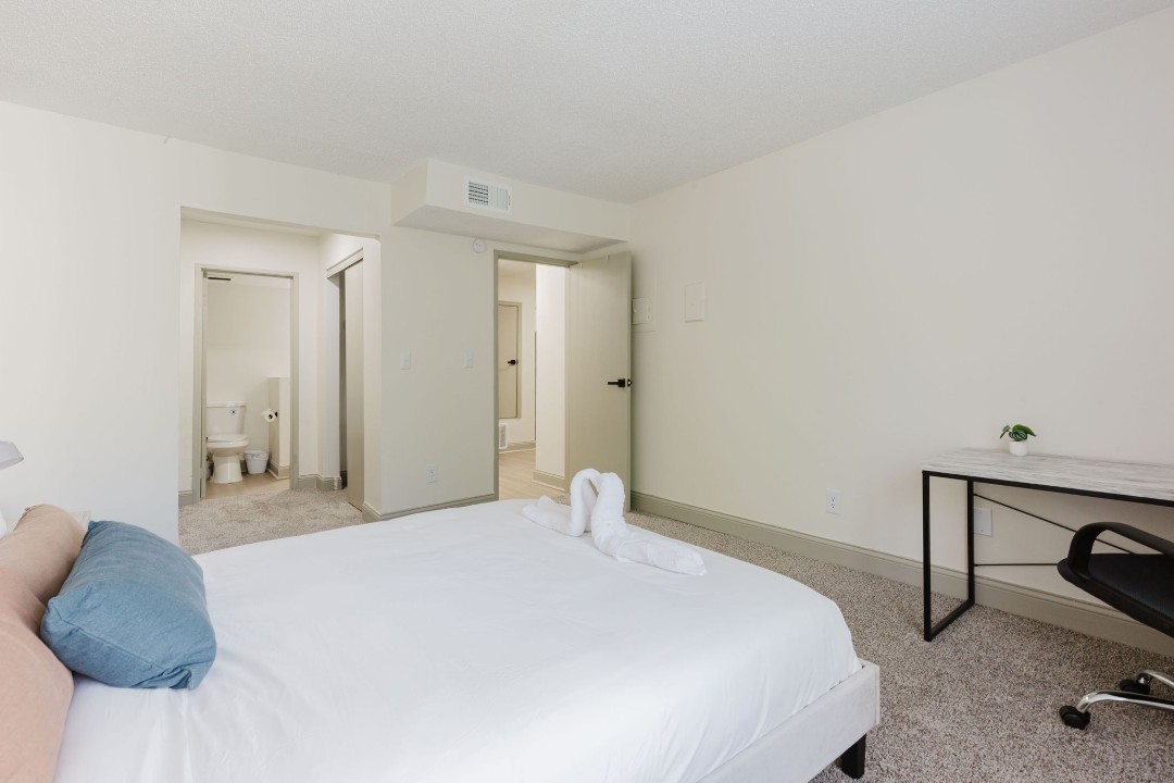 Rosehill Pointe · Unit 185 1/1