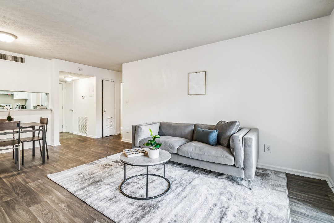 Vinings · Unit 3006 1/1
