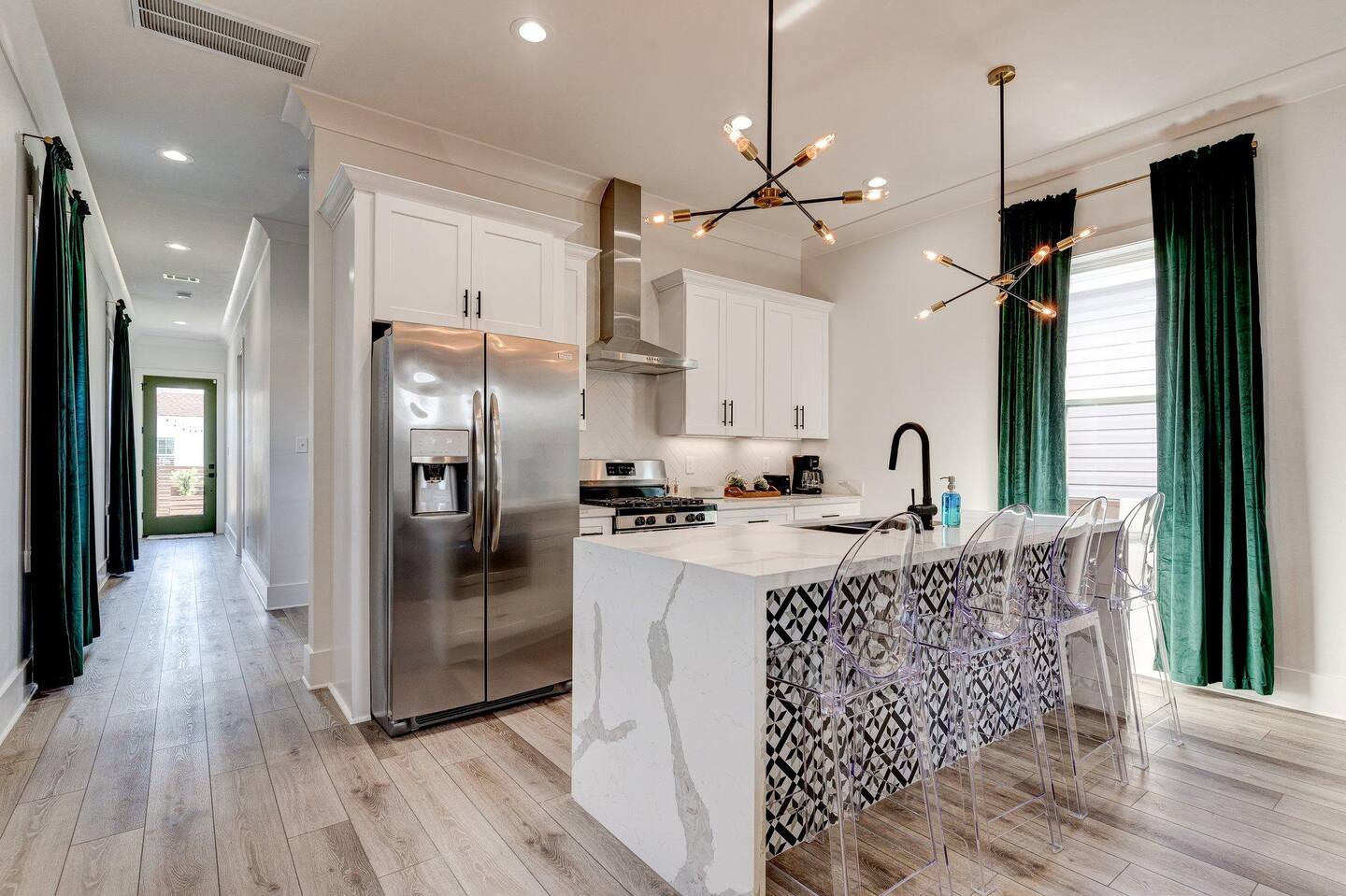 A chef's kitchen, fit for Emeril himself!