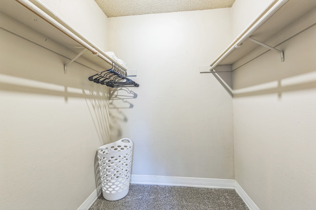 Rosehill Pointe · Unit 197 1/1