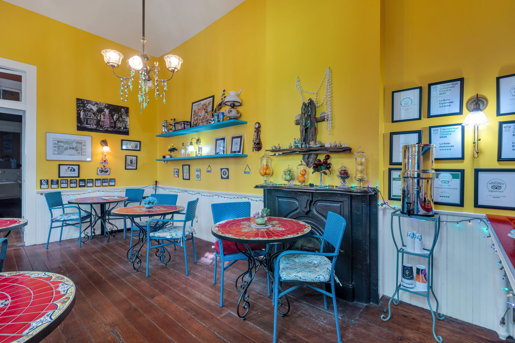 Lively dining area inspired by New Orleans rhythm, color, and easygoing hospitality.
