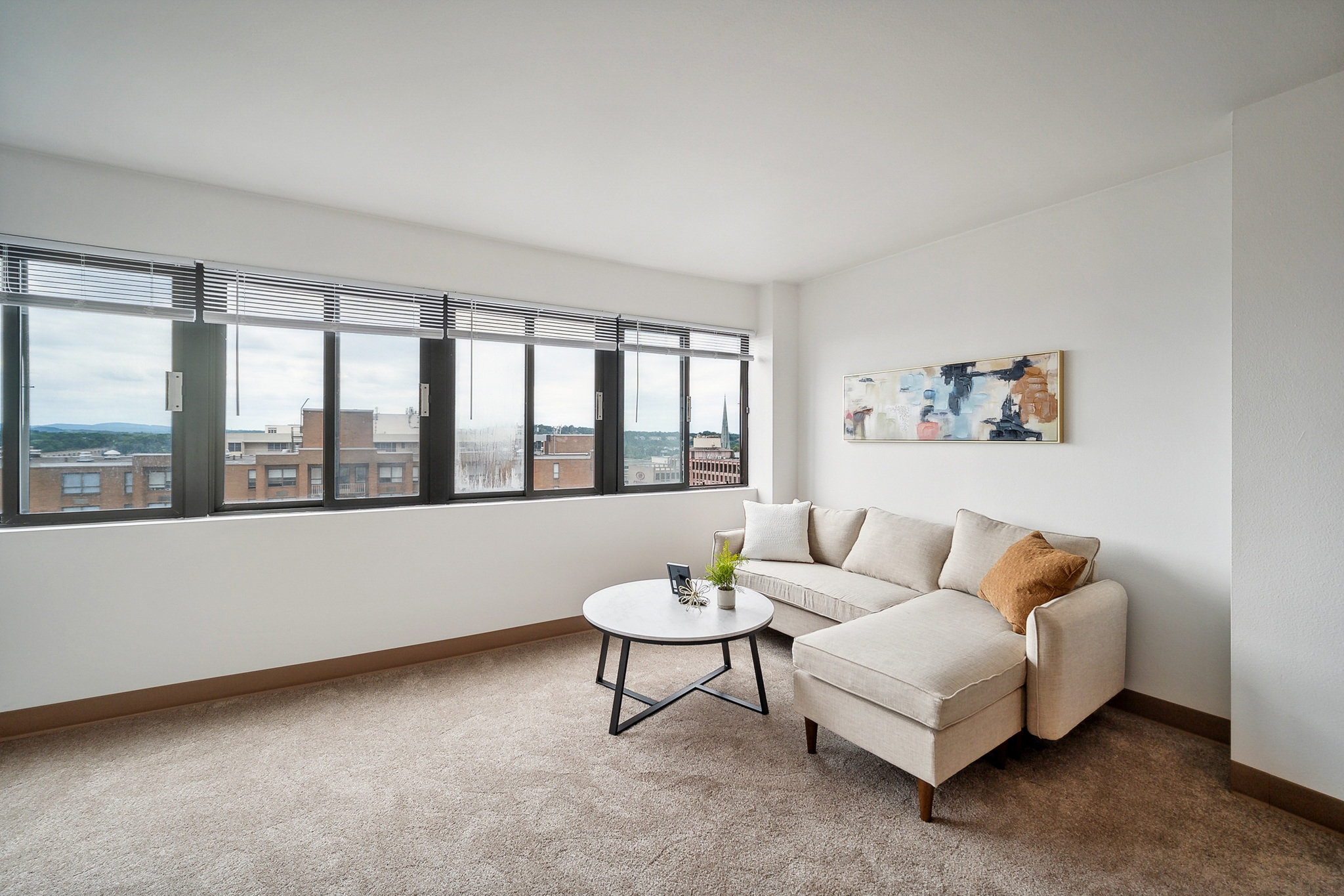PP 1306 Modern Corporate 1br, pool, Gym in Harrisburg, PA