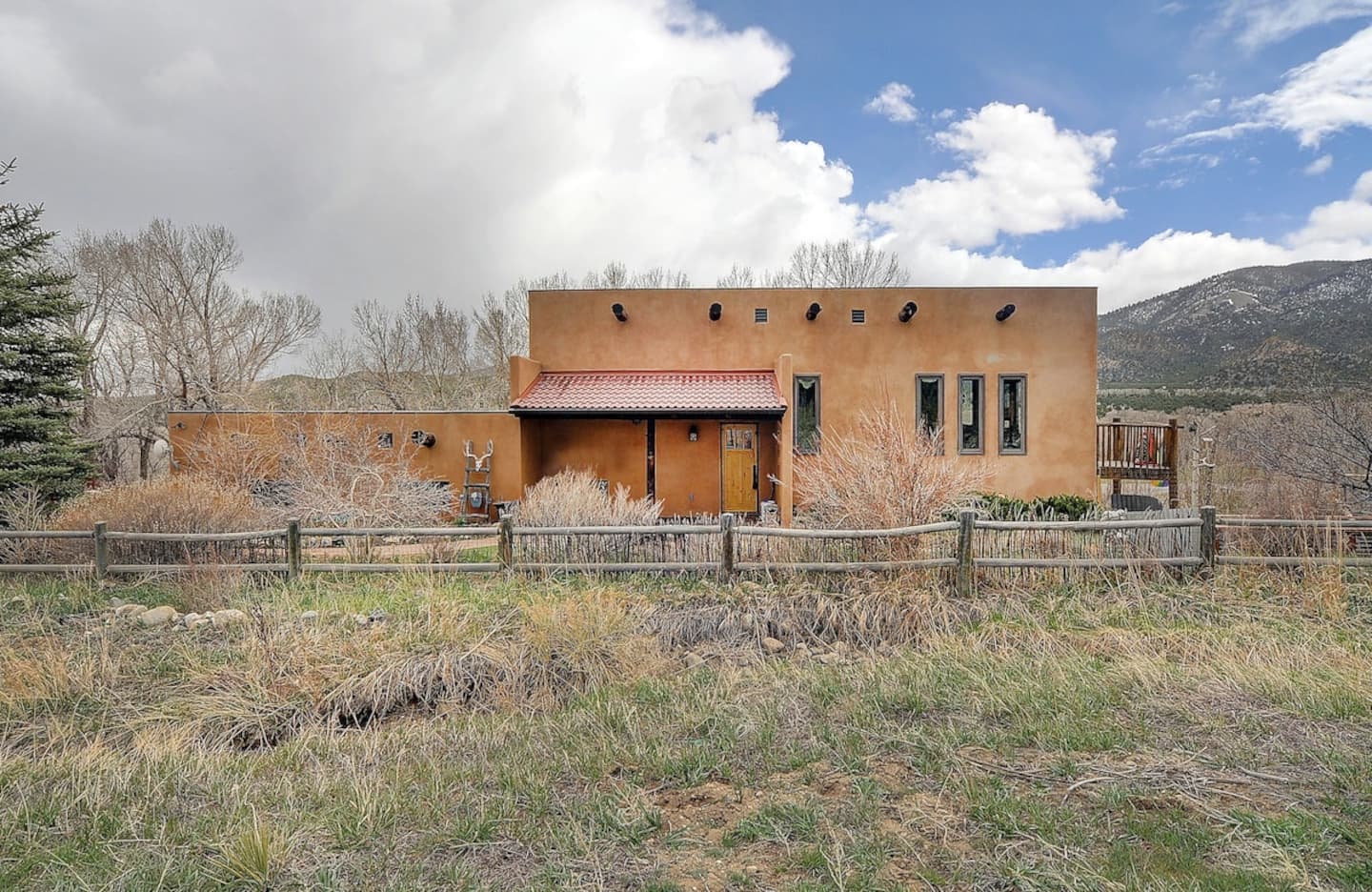 Casa Salida! 1 mile from dwntwn, private hot tub — Salida, CO — vacation rental