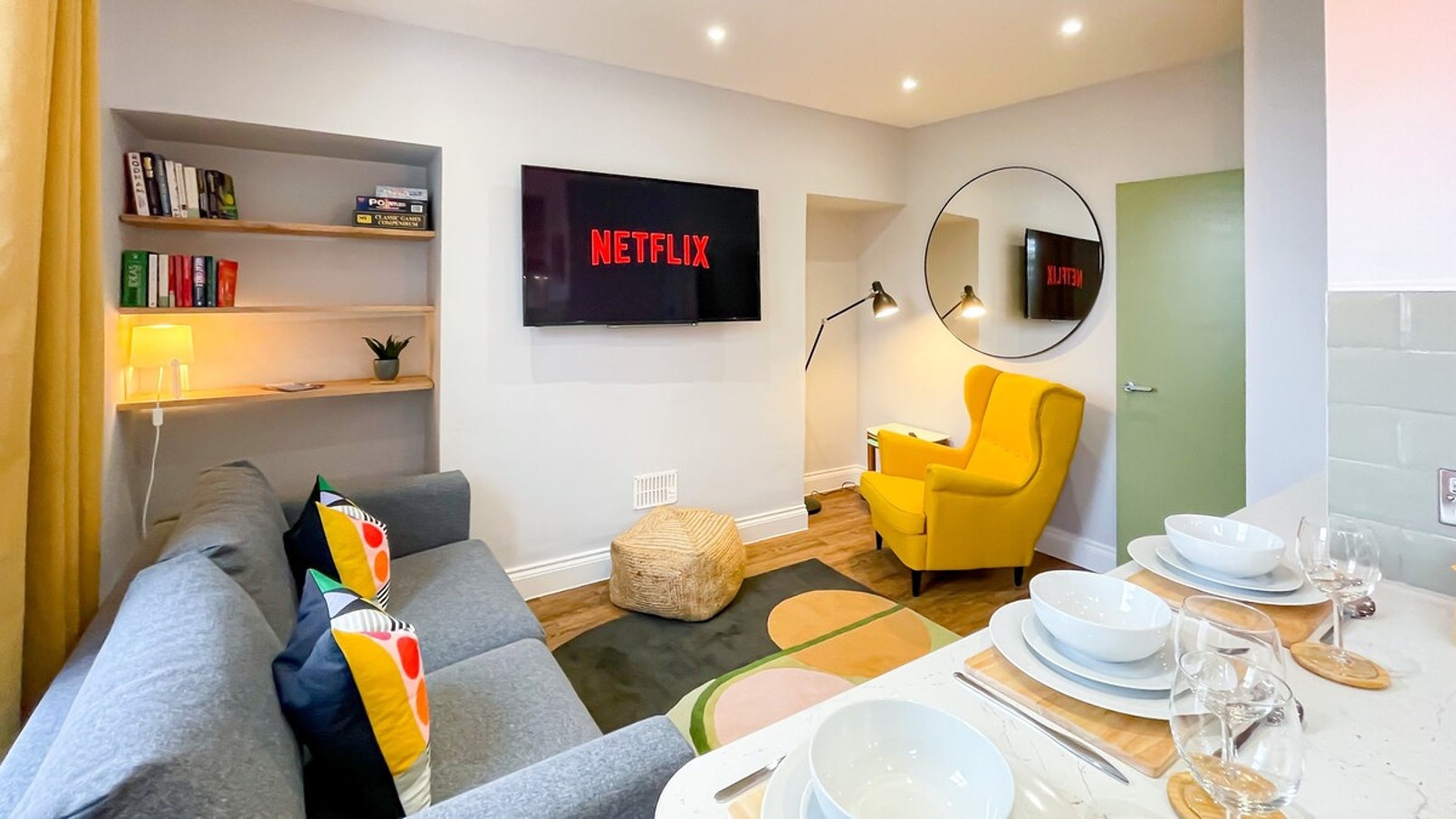 Flat 3, 6 Trinity Sq photo 2