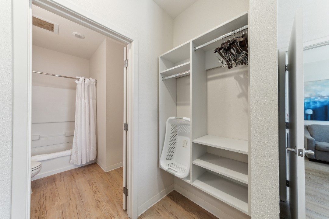 Simplicity At the Rim · Unit 1108  1/1