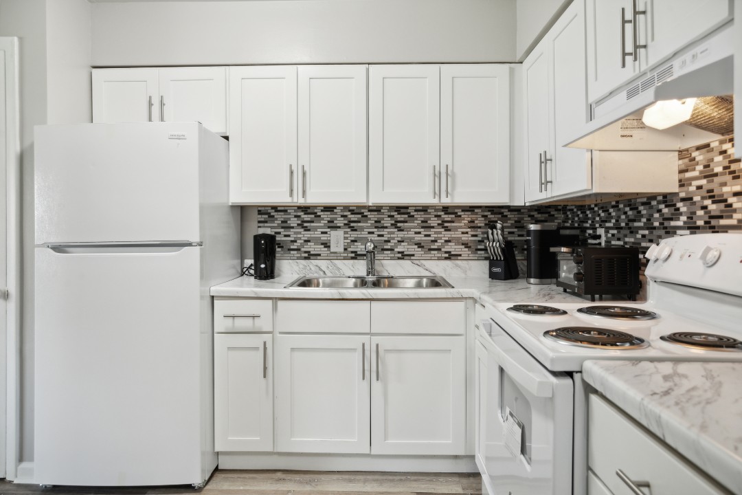 The Chateau, 316 Shipley Rd · Unit apt 415, 2bd/2bth
