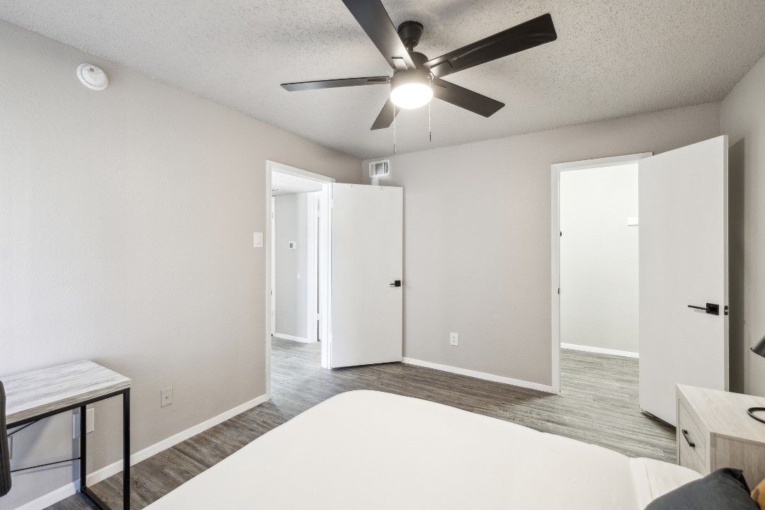 The Landry · Unit 279 2/1