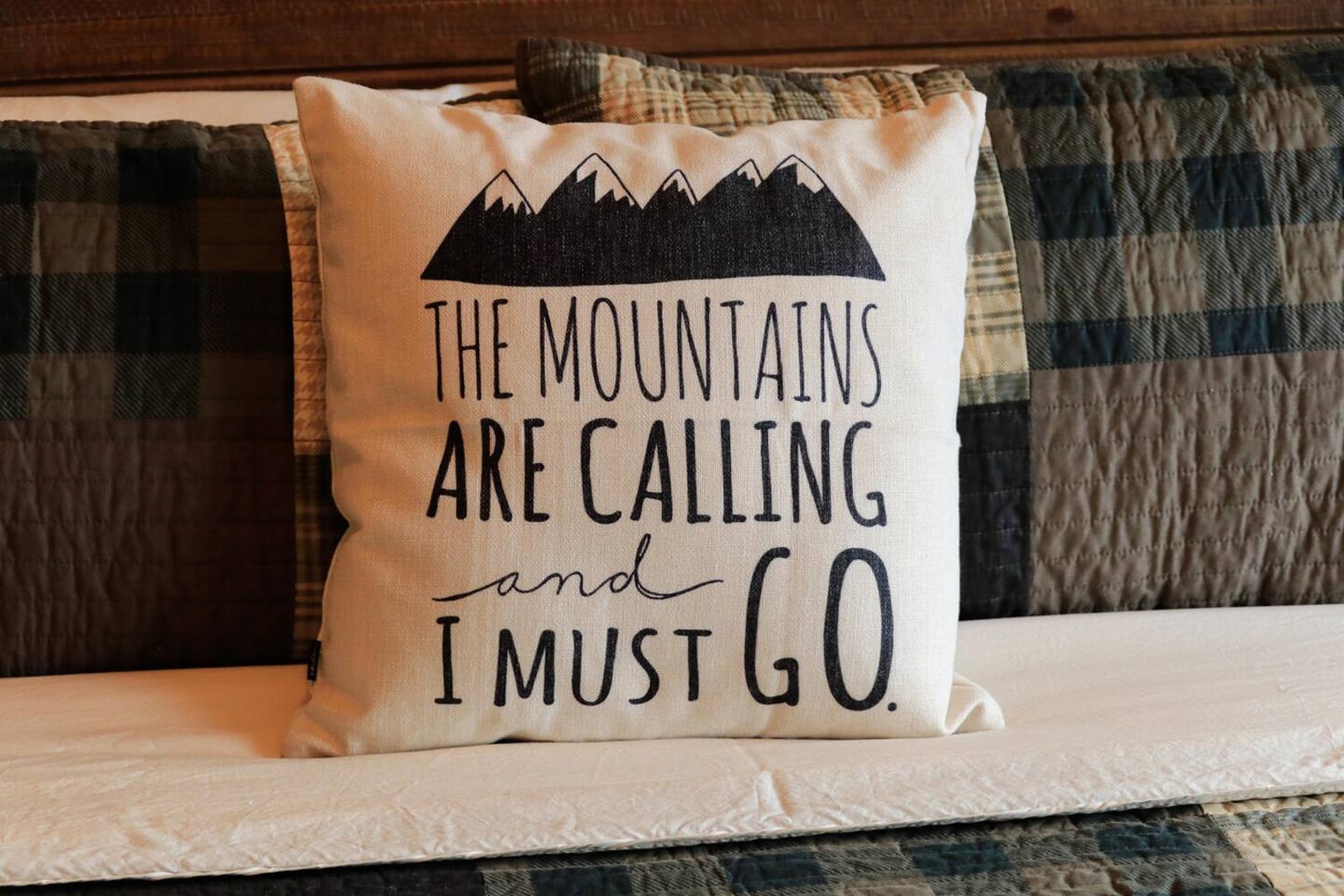 Pet-Friendly Pagosa Peak Luxury Home