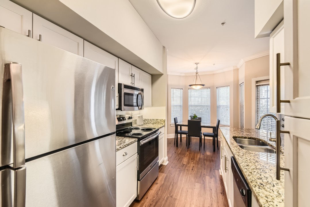 Crest at Midtown · Unit 4221 1/1