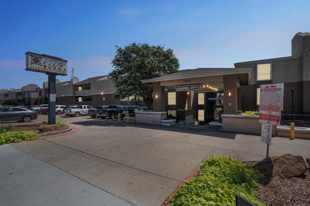 Vista Buena · Unit 3332 1/1