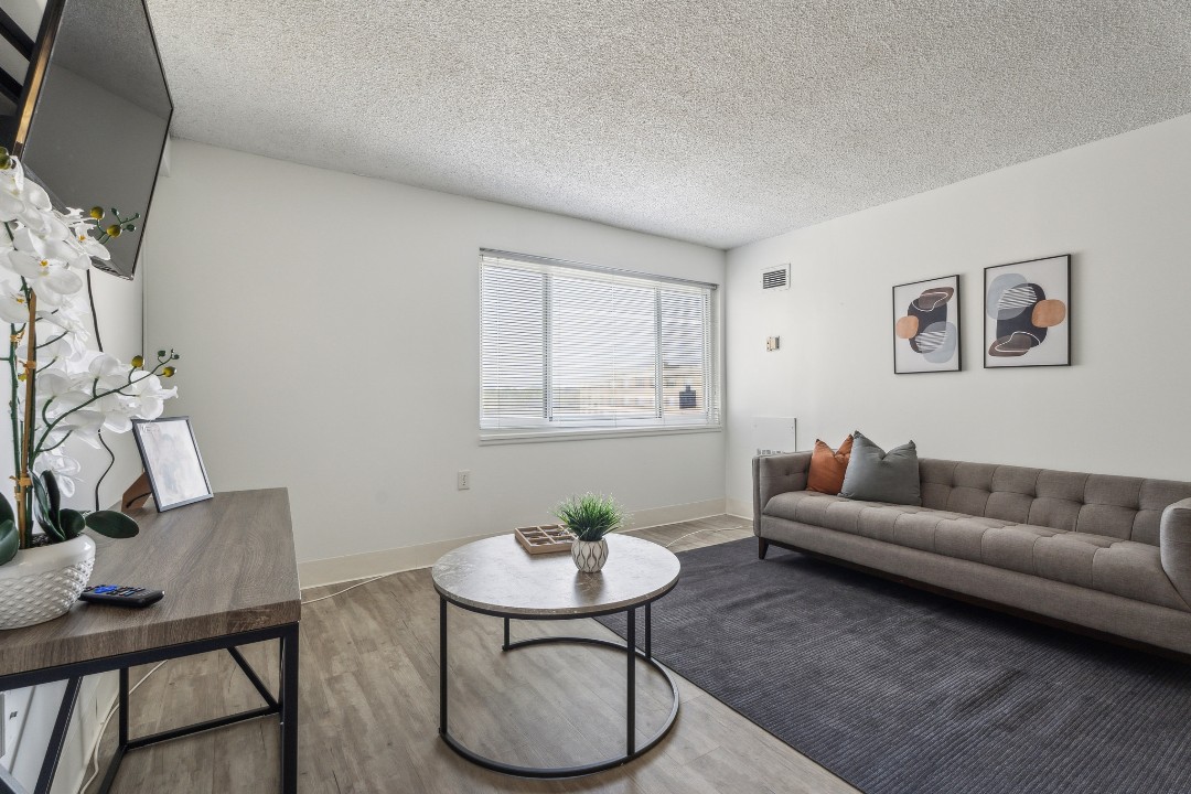Legacy at Imperial Village · Unit 808 1/1