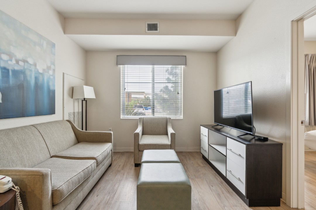 Simplicity At the Rim · Unit 1112  1112 (Copy)