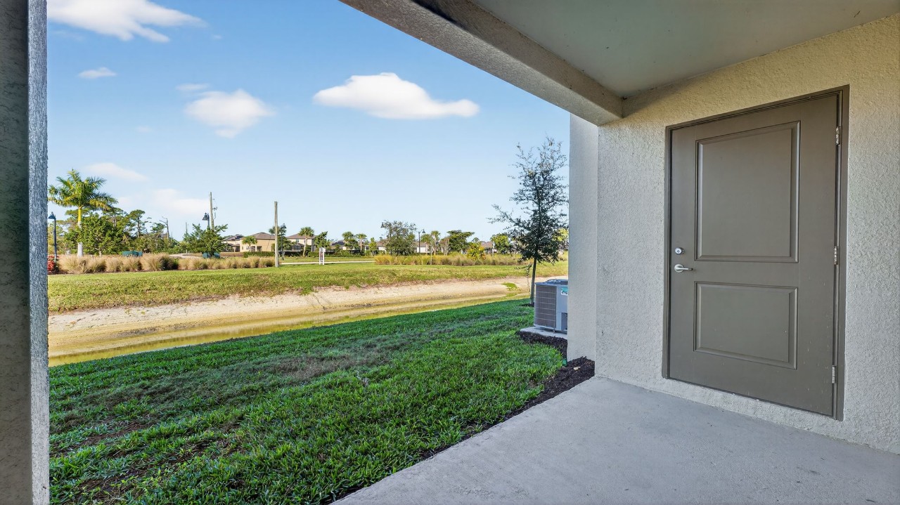 Landings at Westport · Unit 2020