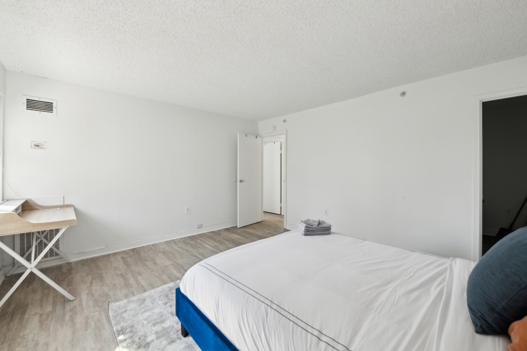 Legacy at Imperial Village · Unit 418 2/1