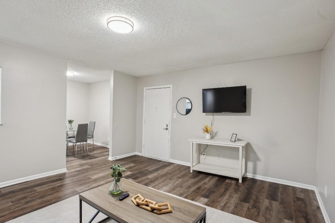 Crest at East Cobb 1830G · Unit 2/2