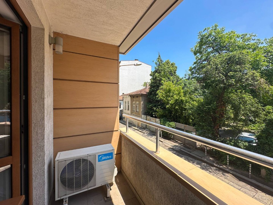 Property thumbnail 5