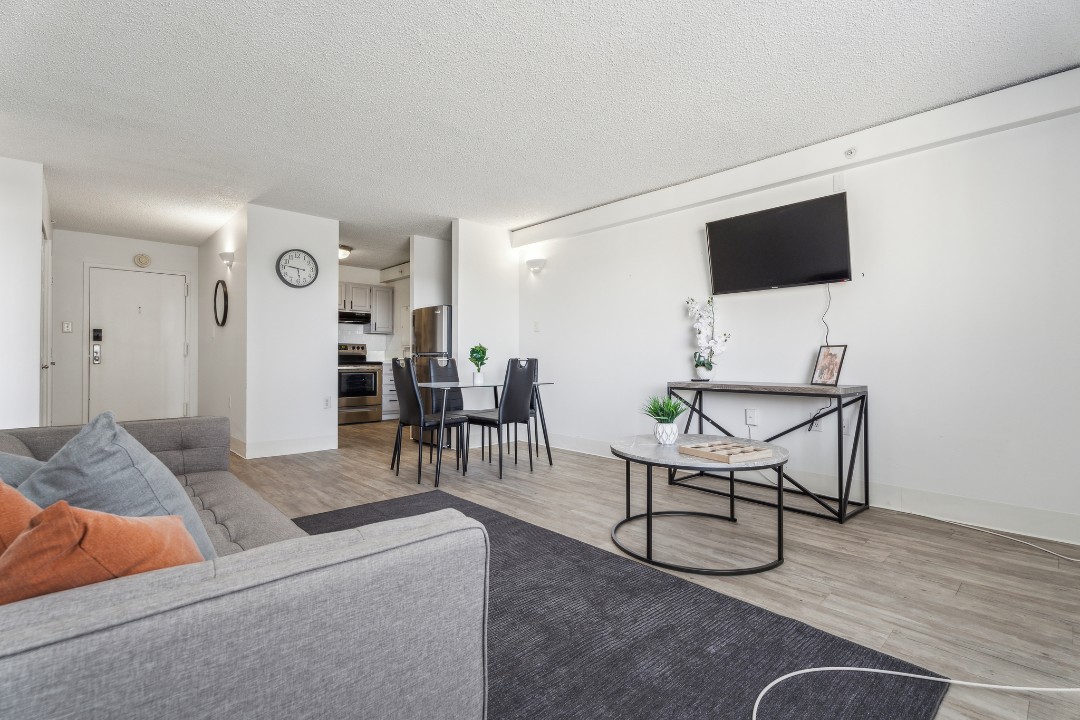Legacy at Imperial Village · Unit 808 1/1