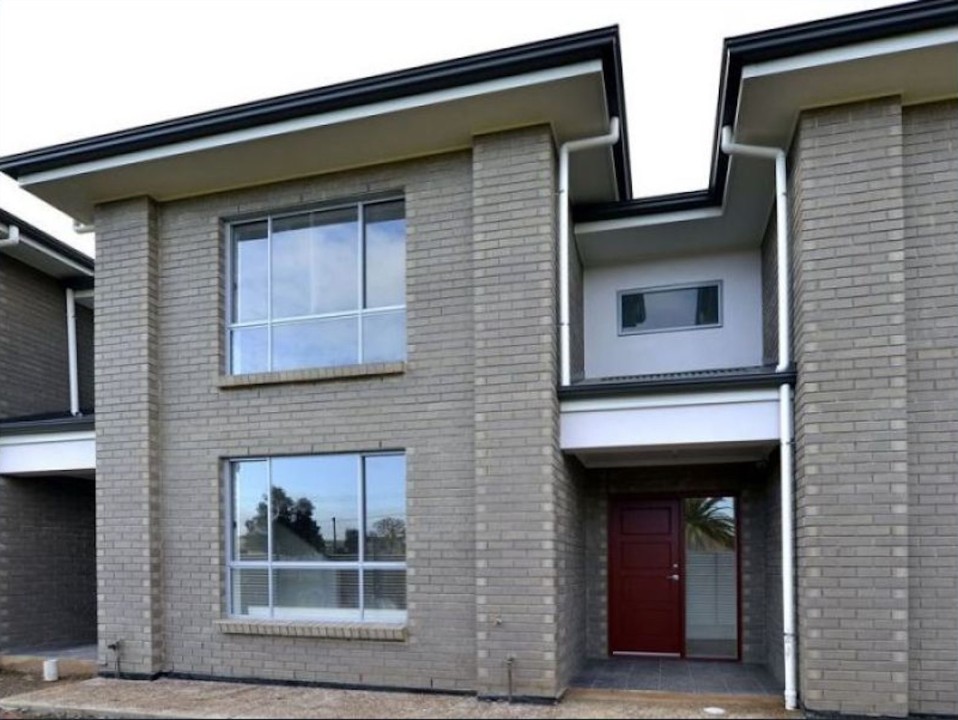 Automated single-car garage plus additional off-street driveway parking. Lockable side access for enhanced security and convenience.