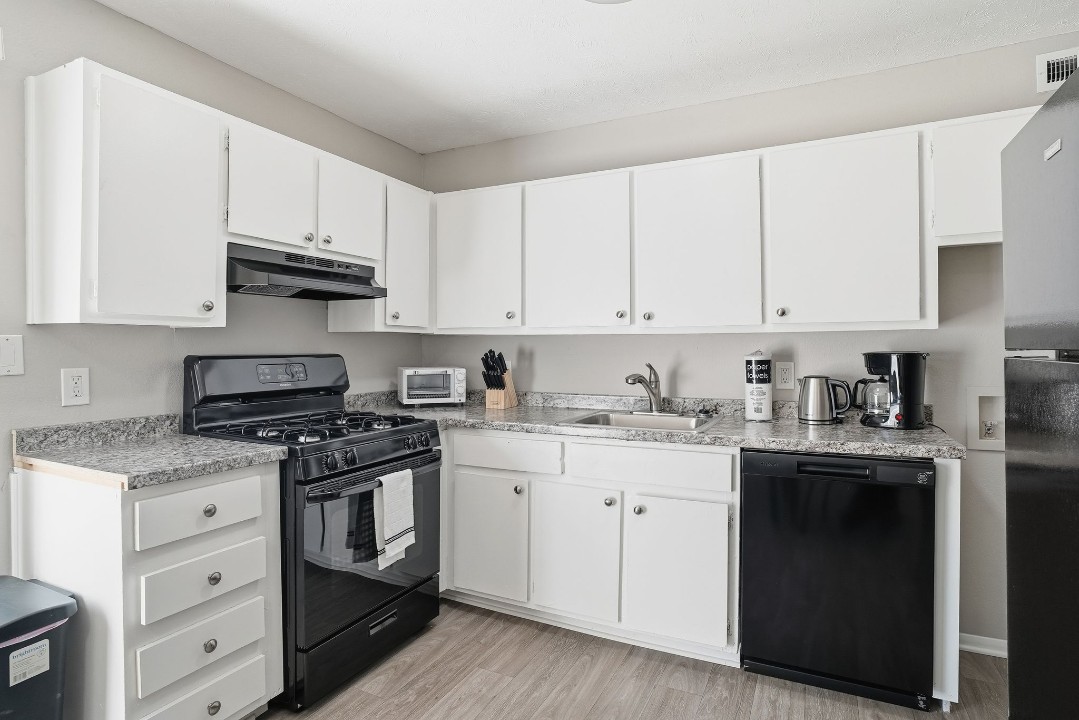 Wyndham Hills · Unit F4