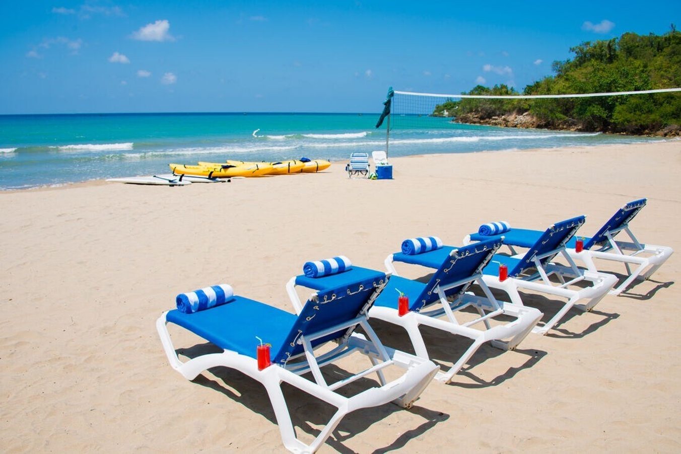 Sleepy Shallow -Beachfront! Sea Kayaks ! Pool  — Rio Bueno, St Ann — vacation rental