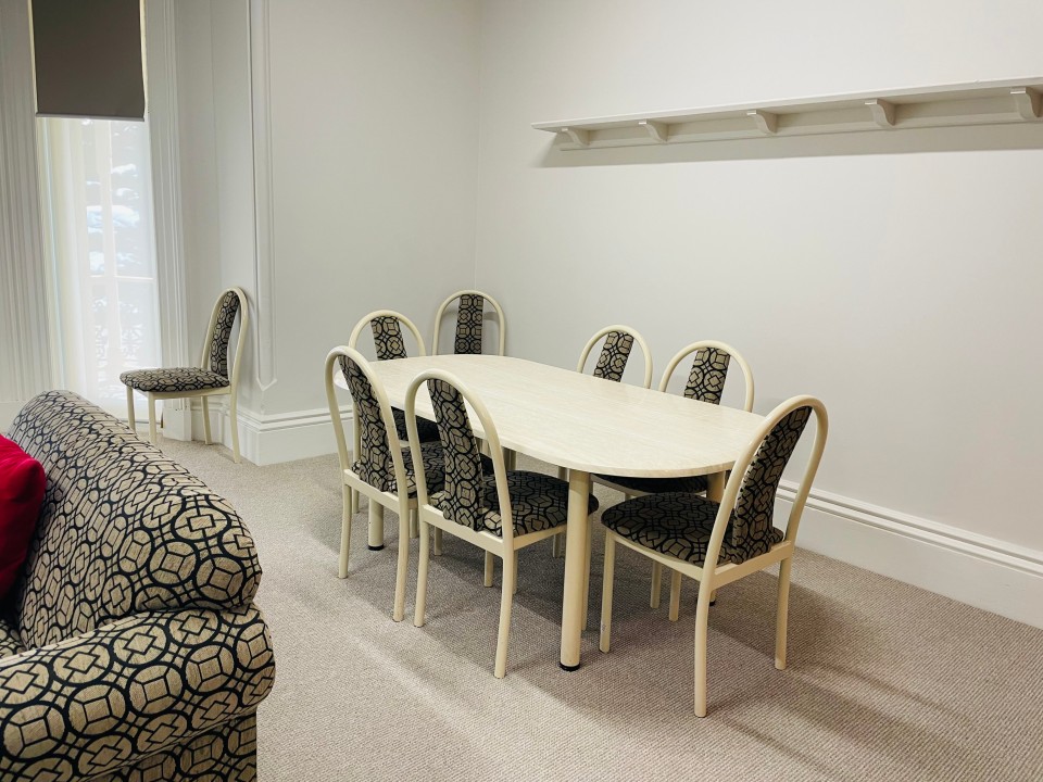 Features open-plan living and dining, a well-equipped kitchen, smart TV, split-system air conditioning, and a sleek, modern bathroom—designed for comfort and convenience.