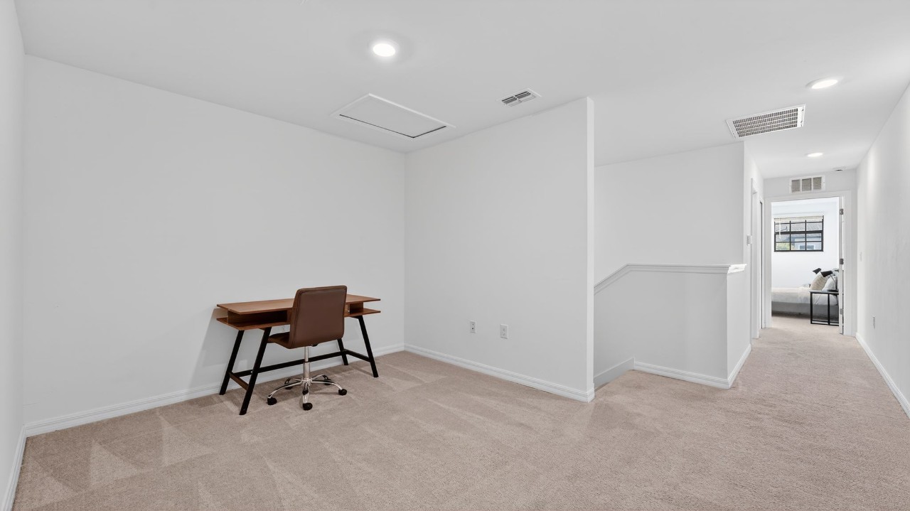 Landings at Westport · Unit 2020