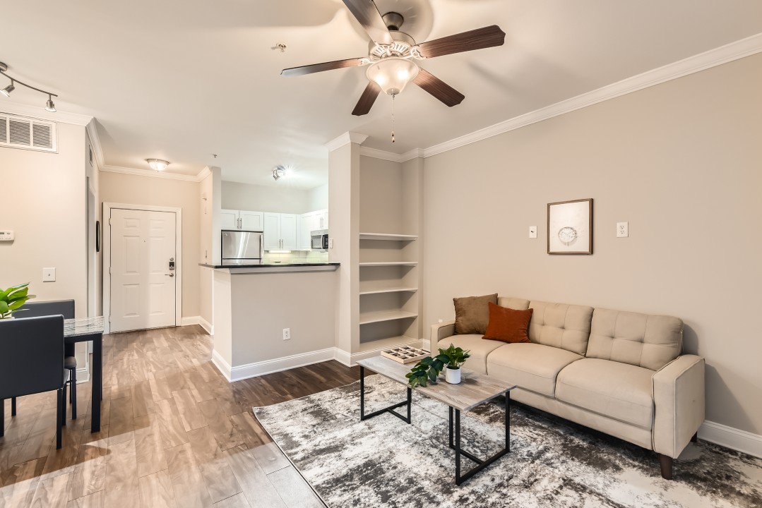 Crest at Midtown · Unit 4120 2/2