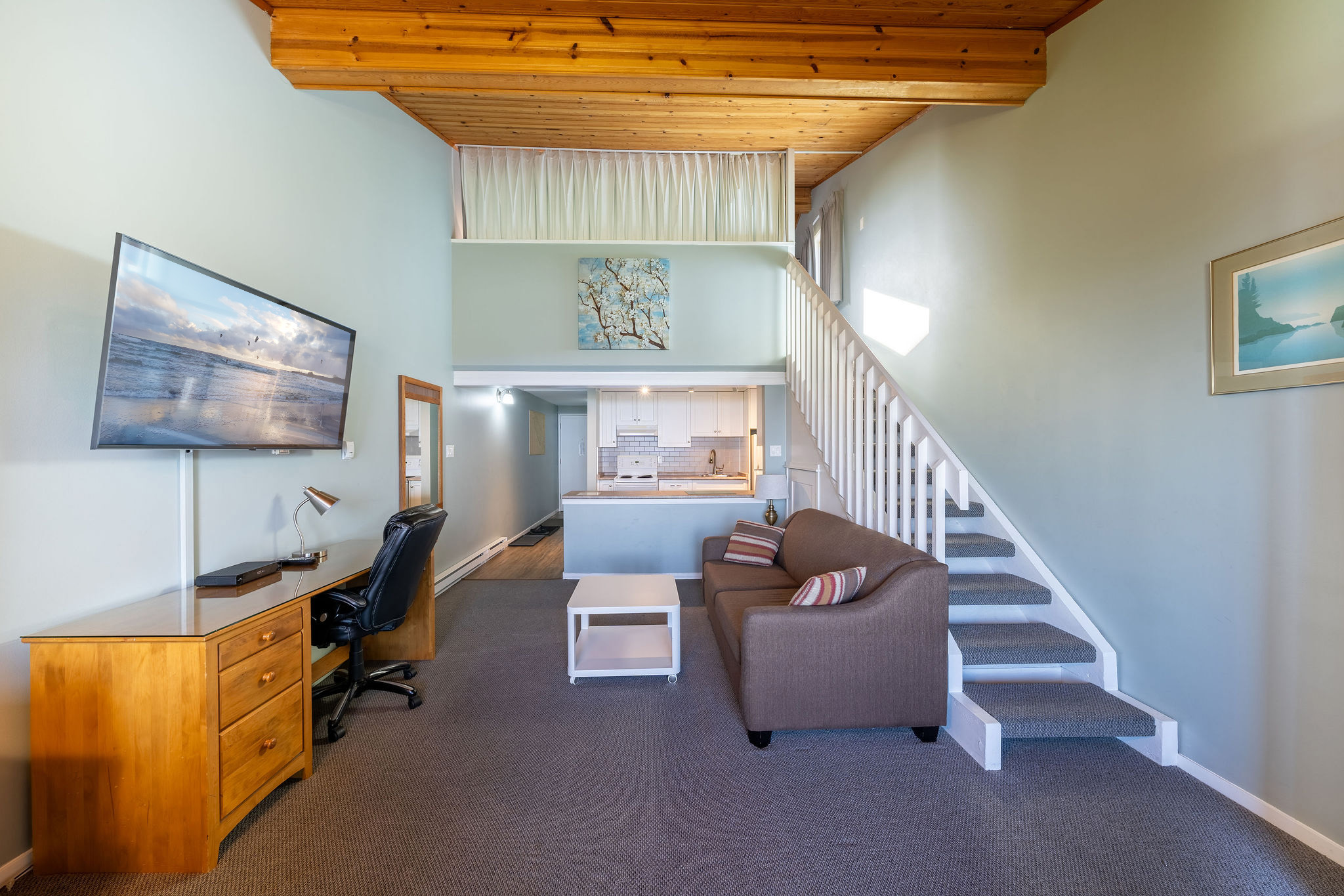 206 Upper Beach View Suite, Shorewater Resort — Qualicum Beach, BC — vacation rental