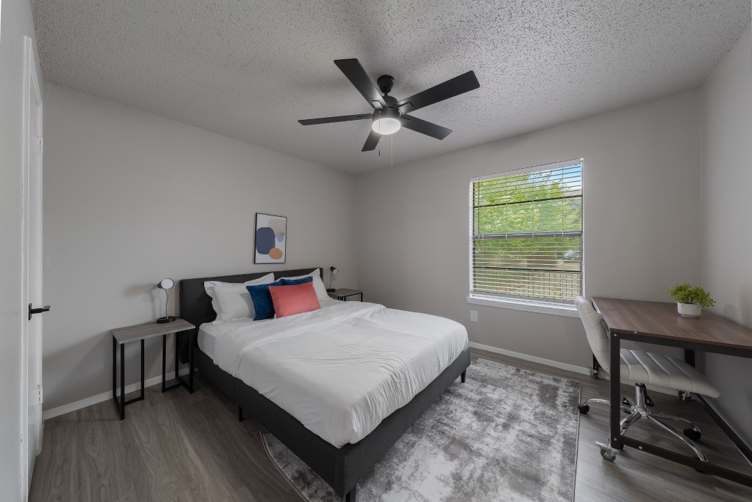 1 Bedroom · Signature layout