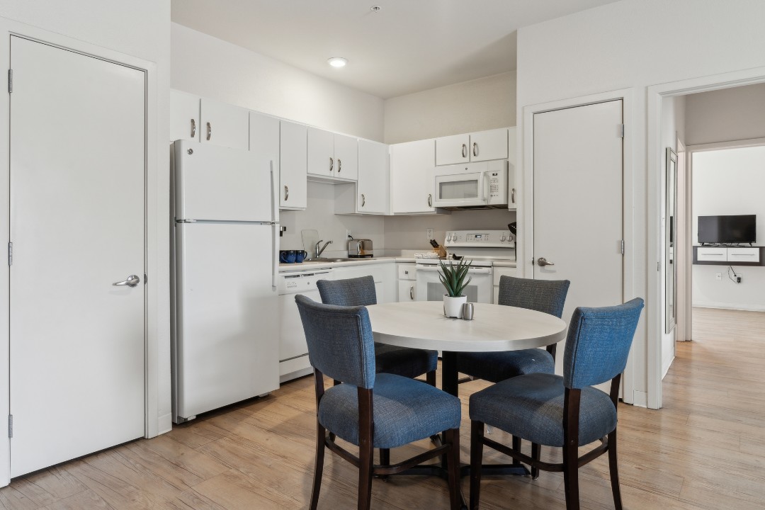 Simplicity At the Rim · Unit 1118  3/2