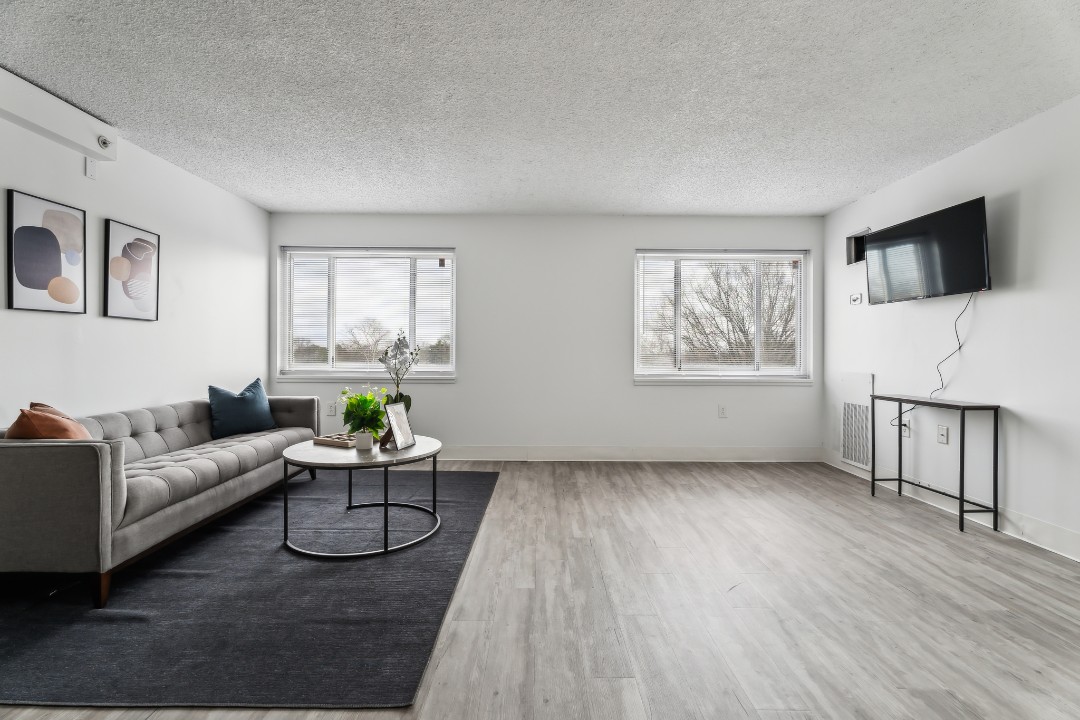 Legacy at Imperial Village · Unit 817 2/2