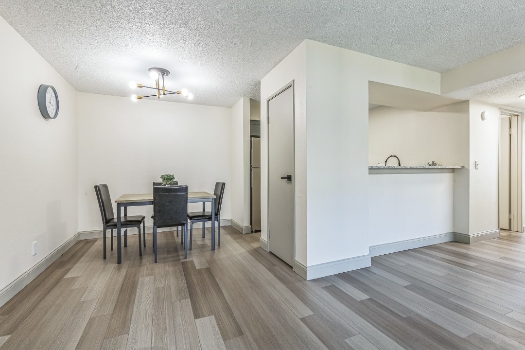 Rosehill Pointe · Unit 122 2/1