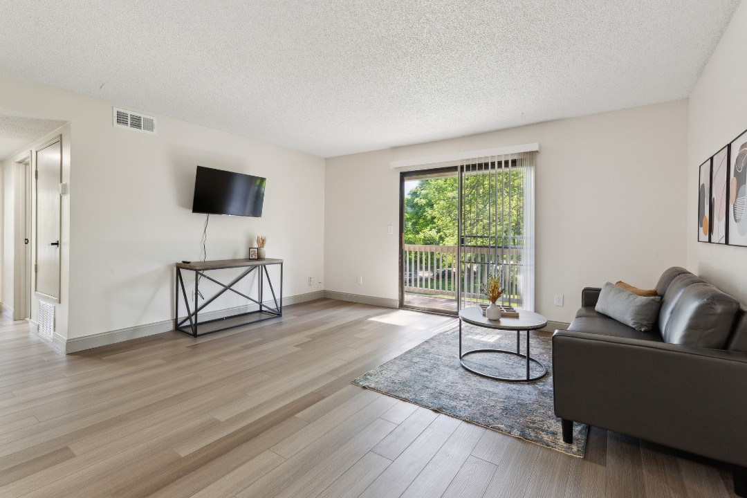 Rosehill Pointe · Unit 179 2/1