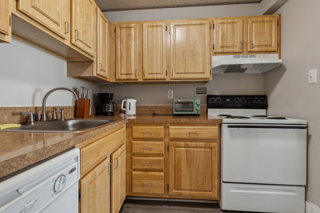 Legacy at Imperial Village · Unit 303