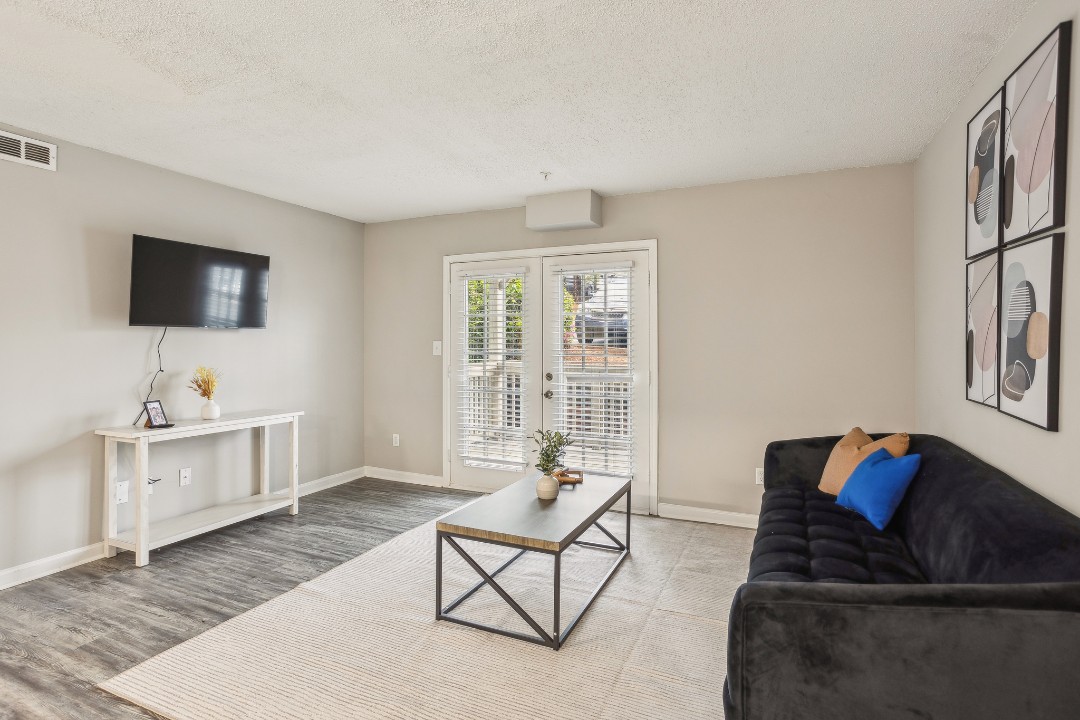 Crest at East Cobb 1812E · Unit 2/2