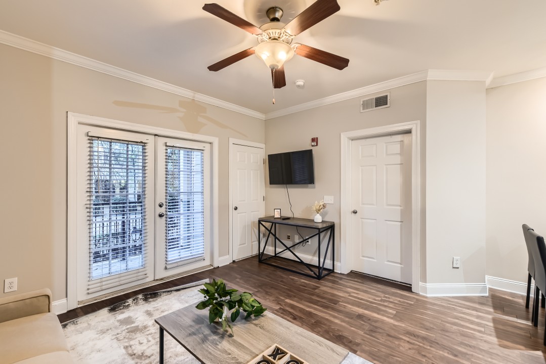 Crest at Midtown · Unit 4120 2/2
