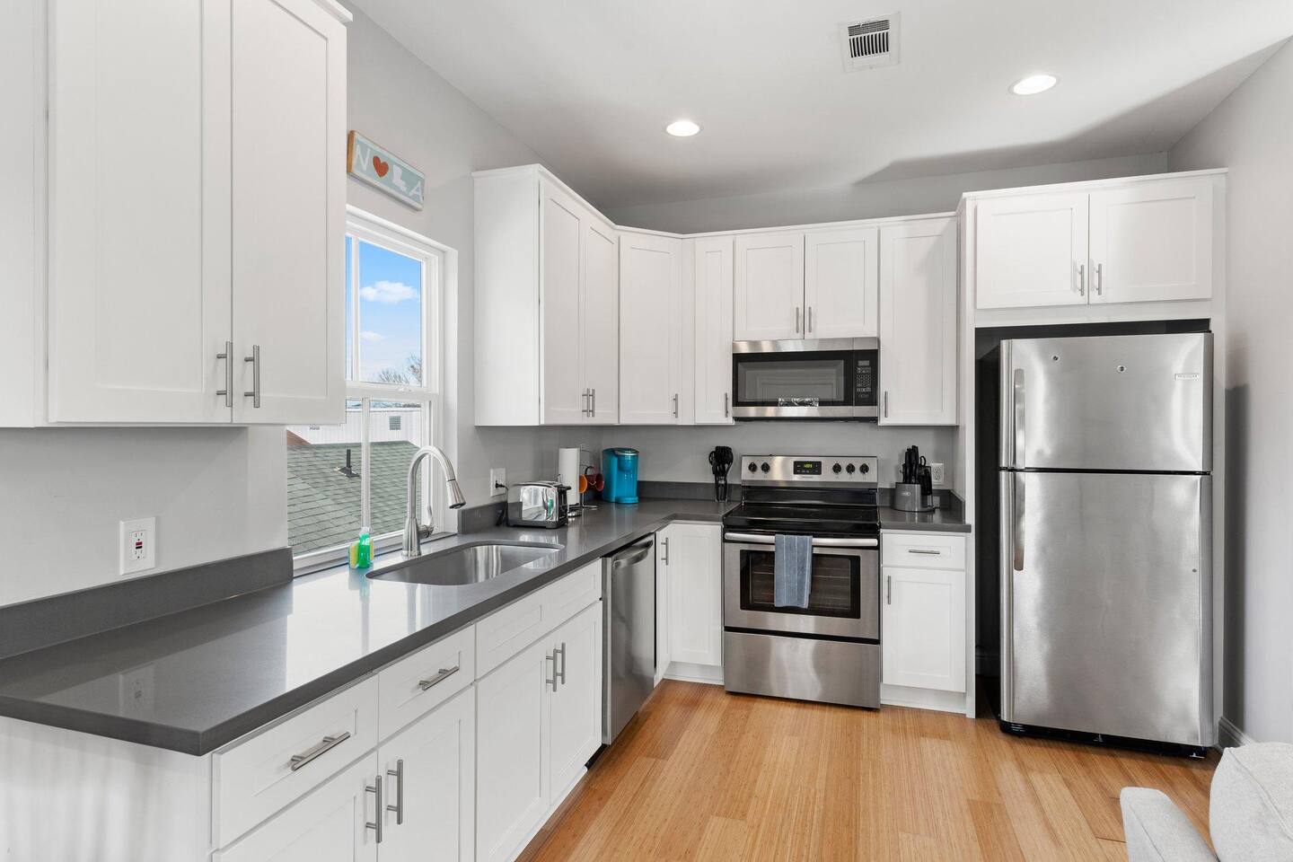 fully stocked kitchen