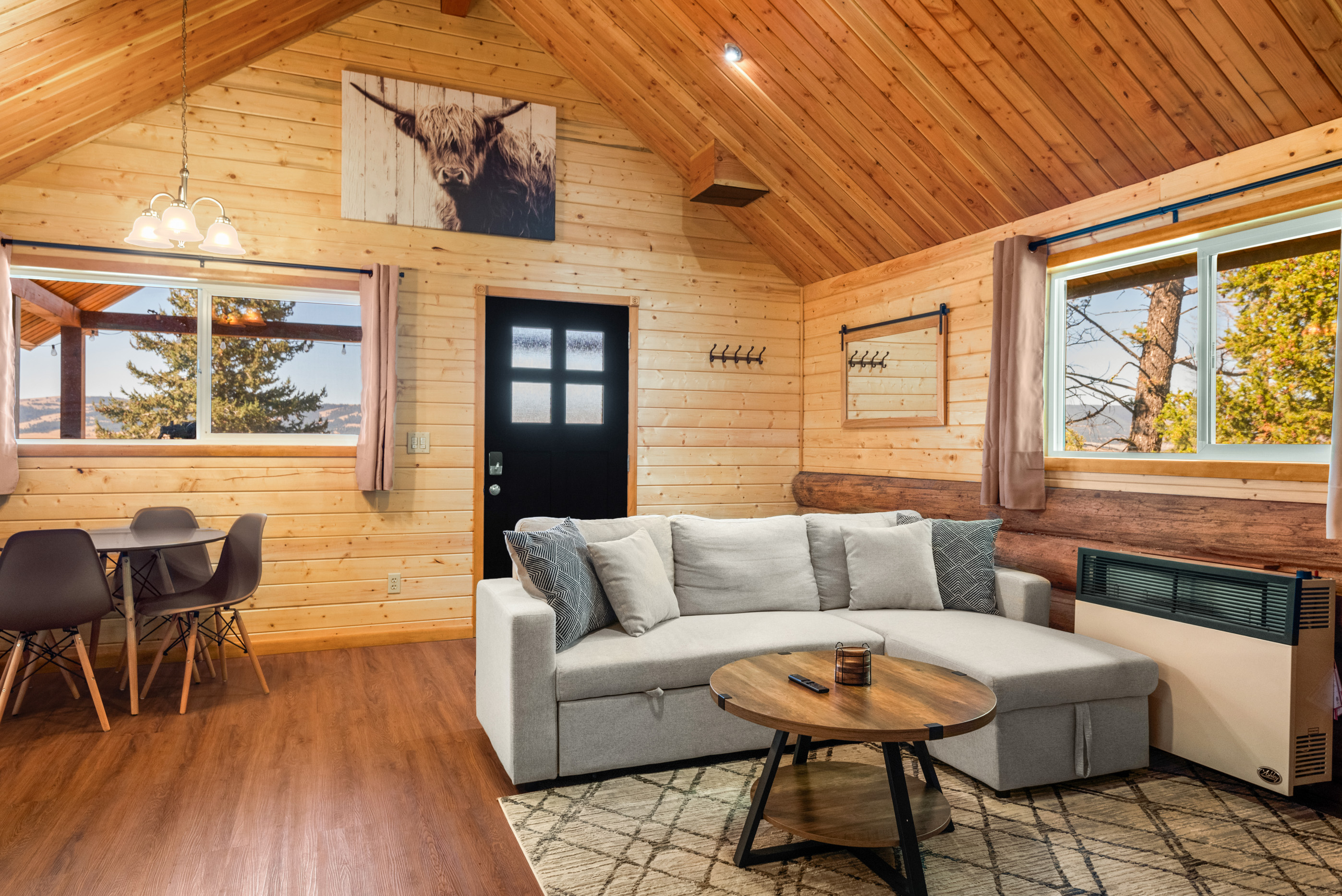 Log Cabin with Views, Ski nearby — Philipsburg, MT — vacation rental