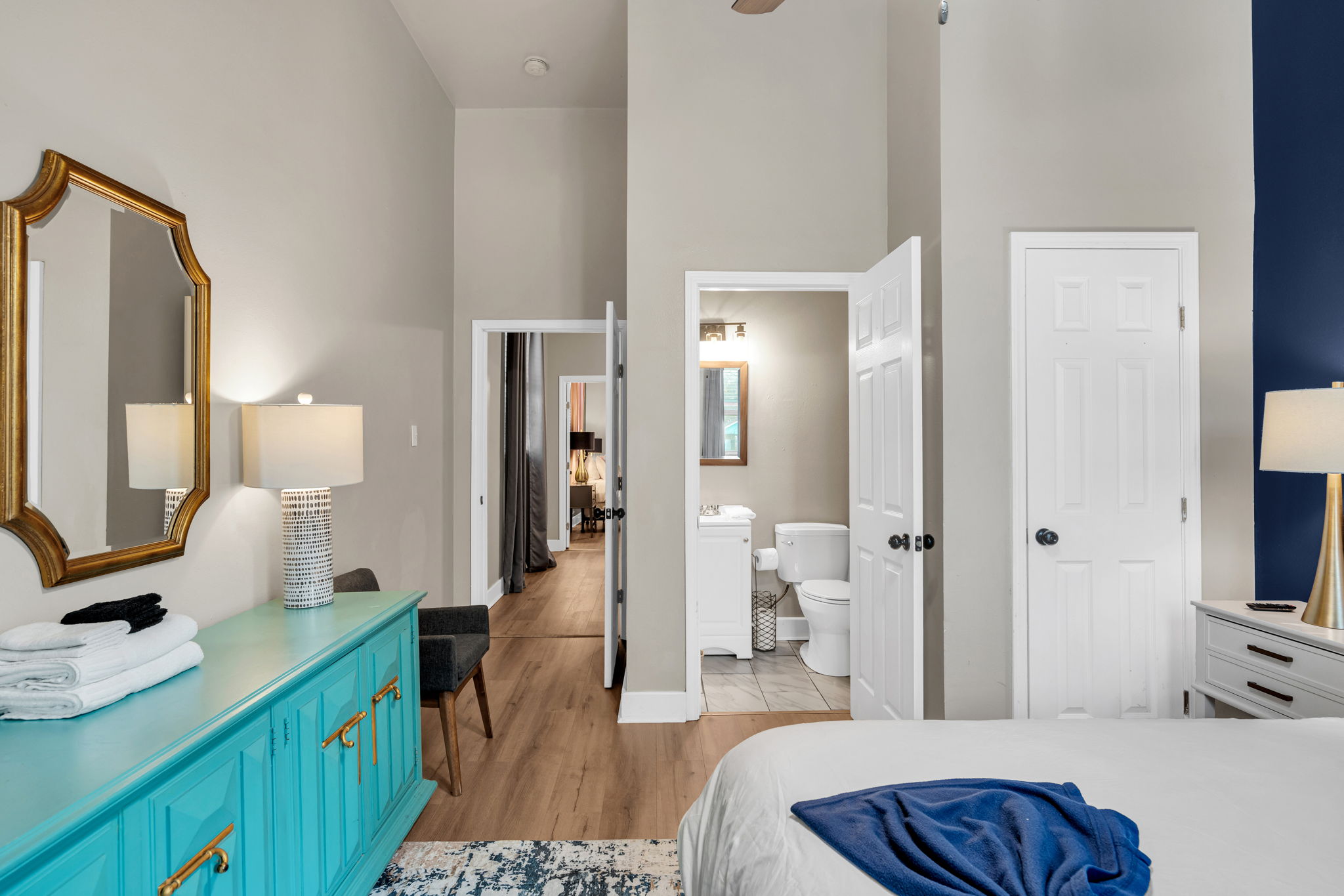 Bright Hallway & Bathroom Access
