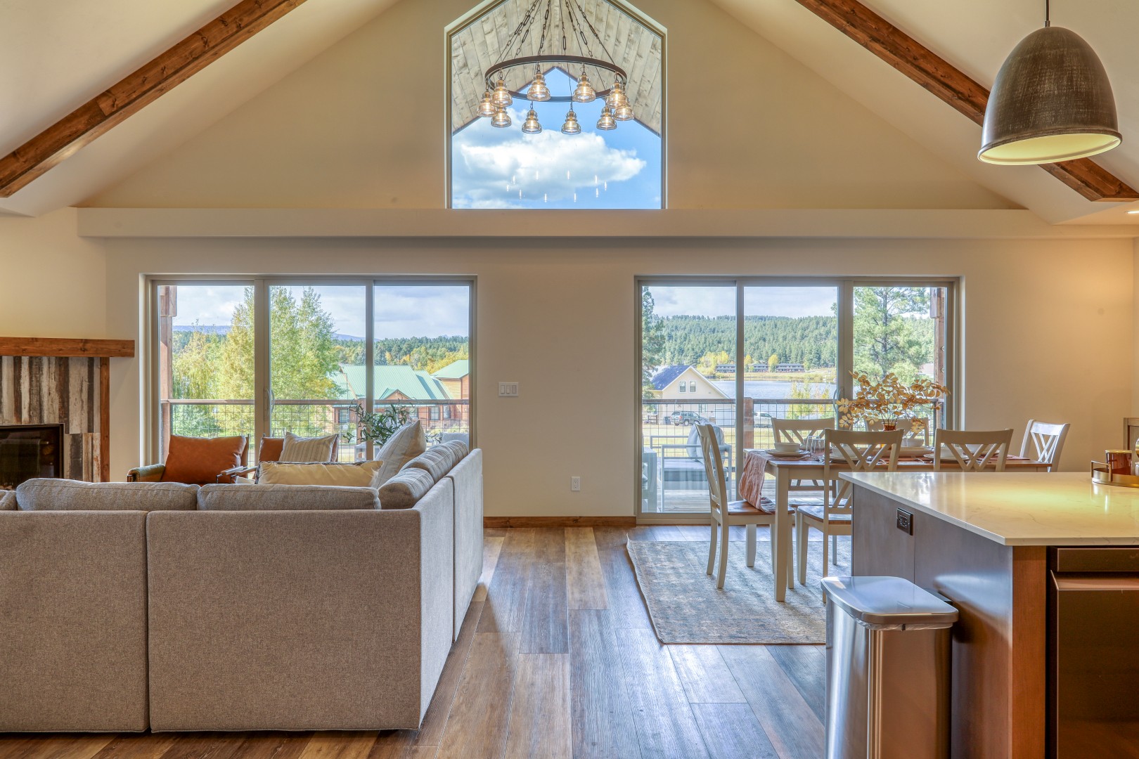 Cloud Cap Home w/Lake Views! Paddleboards & Bikes
