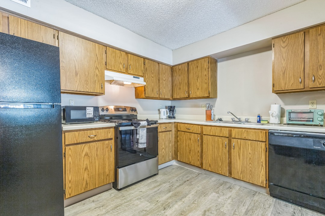 Rosehill Pointe · Unit 197 1/1
