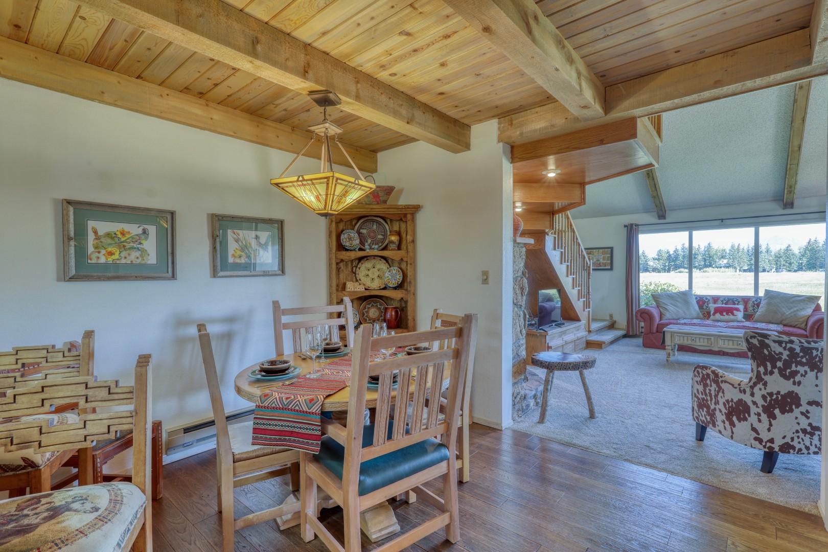 Cozy Mid to Long Term Mountain View Getaway!