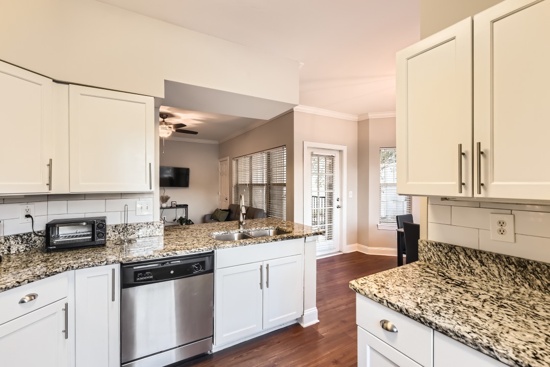 Crest at Midtown · Unit 4117 1/1