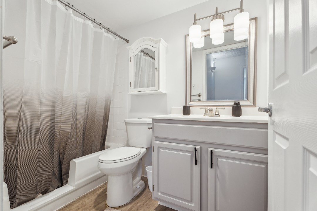 Legacy at Imperial Village · Unit 808 1/1