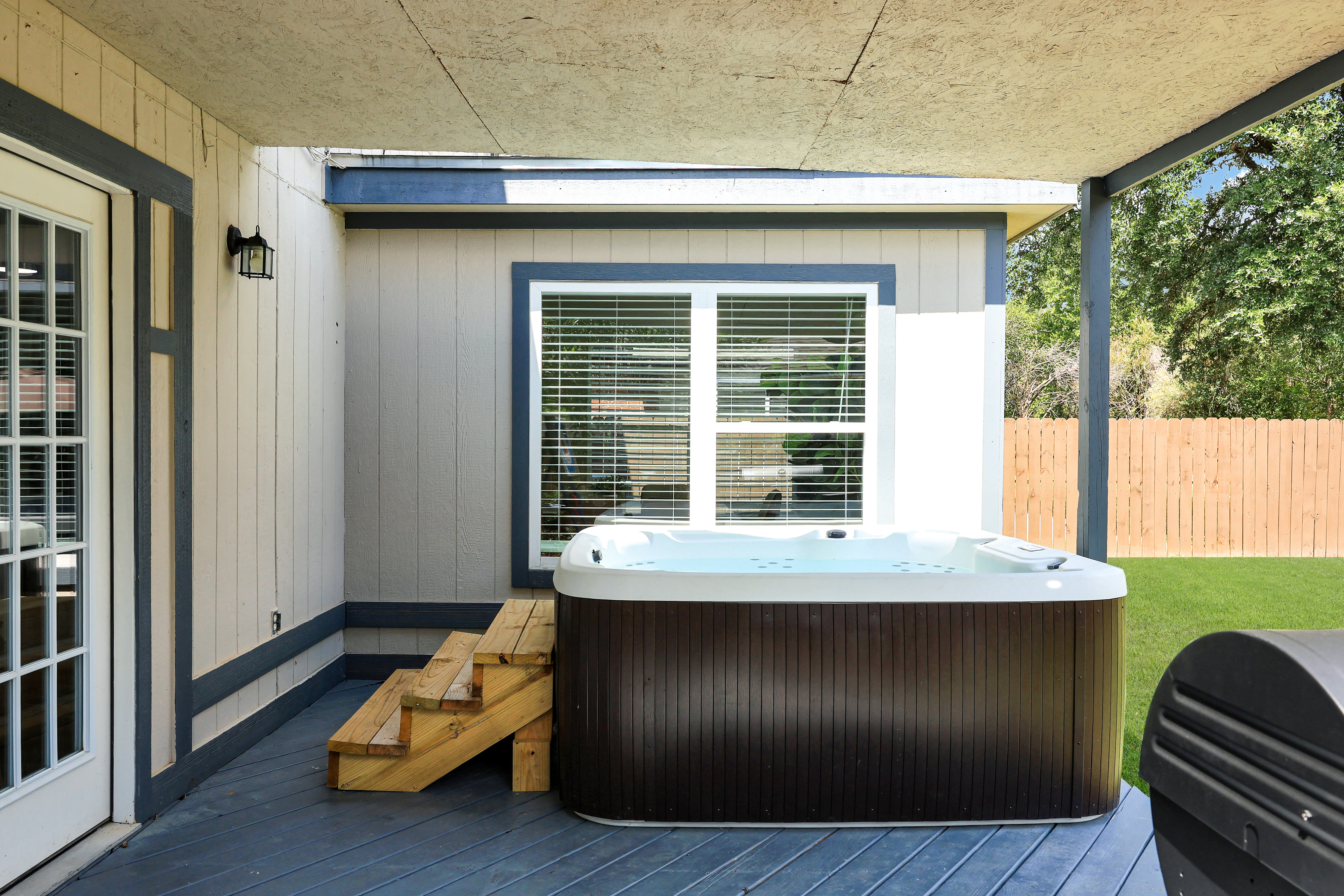 Hot Tub Paradise | Air Hockey Games Swing Set BBQ