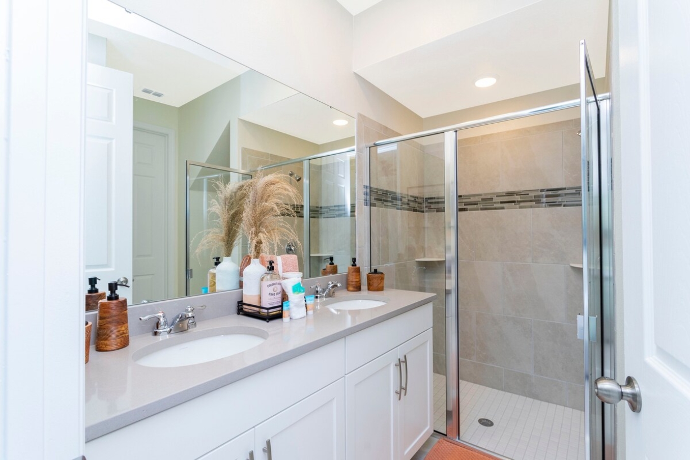Enjoy a refreshing shower in the clean and well-maintained bathroom