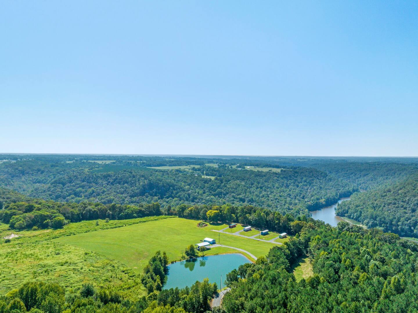 Hunter's Dream at Serendipity Cabins — Albertville, AL — vacation rental